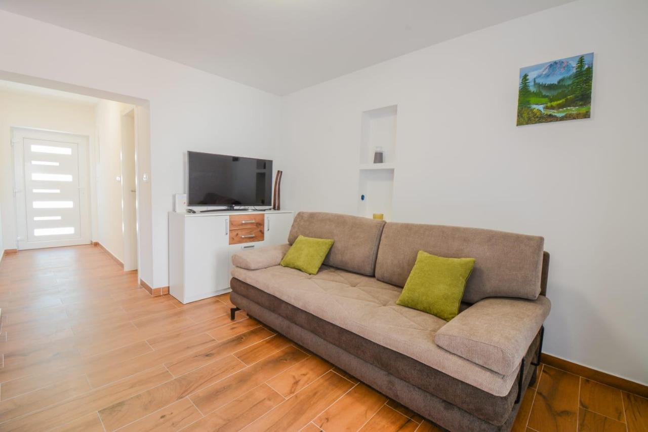 Kruševo Villa With Amazing View And A Private Pool, Susnjar 1 מראה חיצוני תמונה